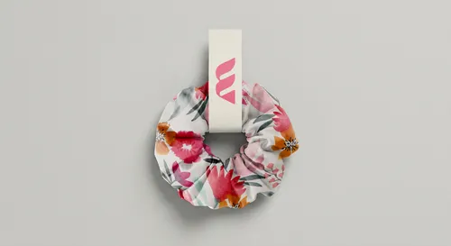 Free Scrunchie Mockup Top View With Vertical Brand Band (PSD) alternate mockup preview